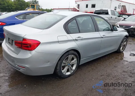 2016 BMW 328I xDrive z USA, uszkodzony, nr VIN WBA8E3C55GK501040
